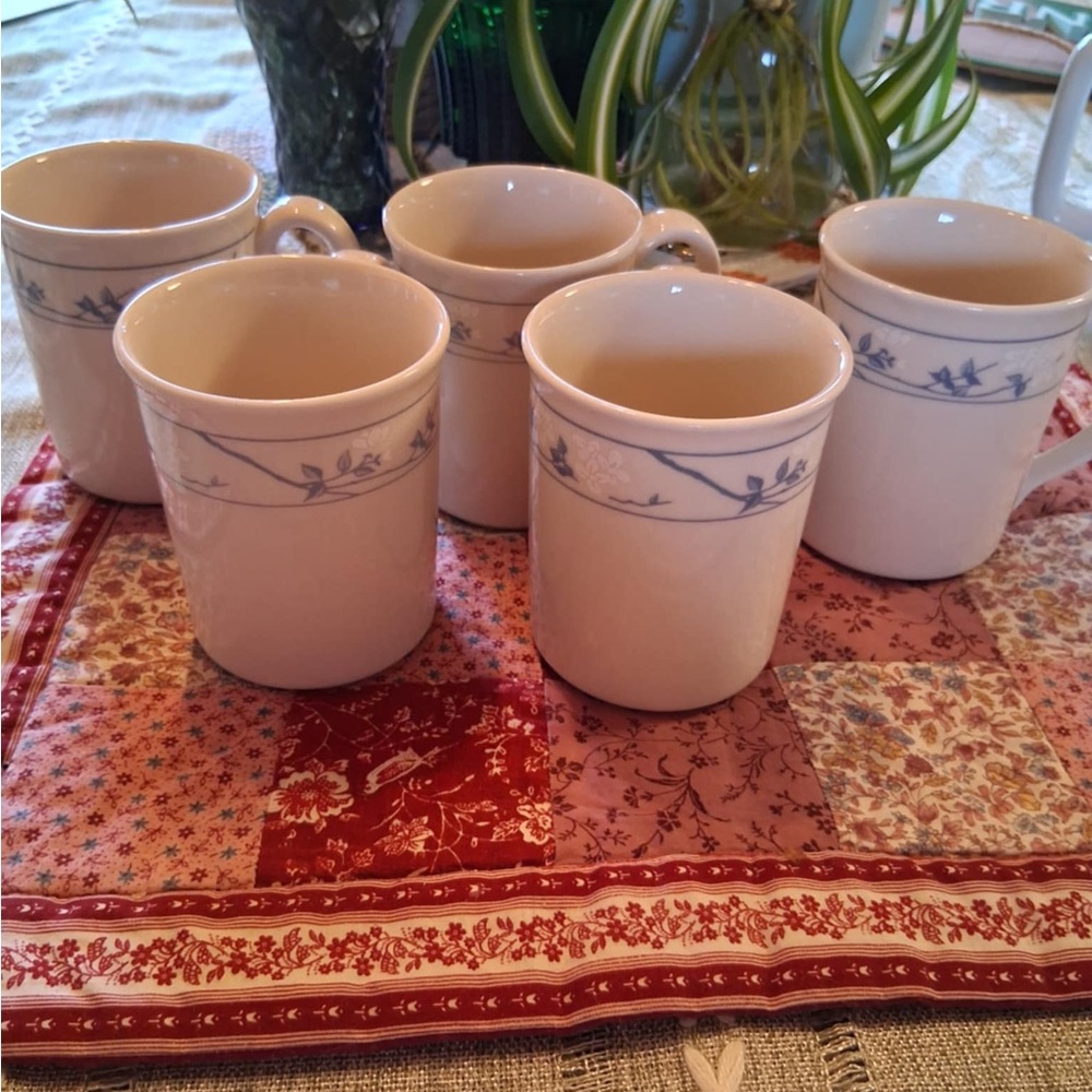 Corning Blue Floral Mugs Set